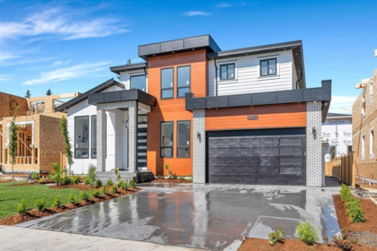 2723 201 Street, Langley, BC, Brookswood Langley — 9 bed single family residence for sale