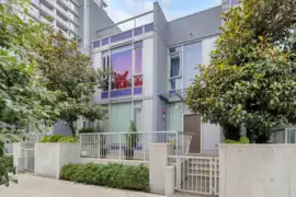 TH3 13720 100 Avenue, Surrey, BC