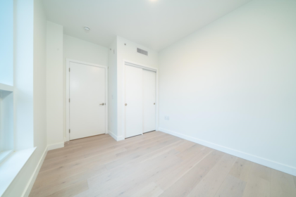 213 5212 Cambie Street, Vancouver, BC, Vancouver — Apartment/Condo for sale