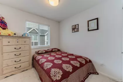 Guest Bathroom Photo of 4 14905 60 Avenue, Surrey, BC