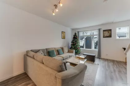 Living Room Photo of 4 14905 60 Avenue, Surrey, BC