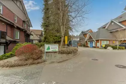 Outdoor Patio Photo of 4 14905 60 Avenue, Surrey, BC