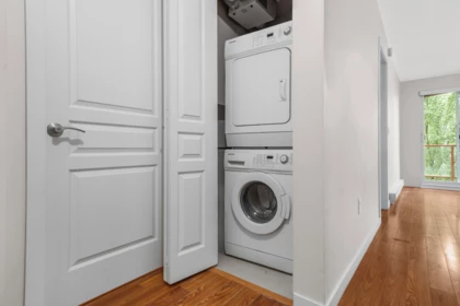 Mudroom Photo of 307 1969 Westminster Avenue, Port Coquitlam, BC