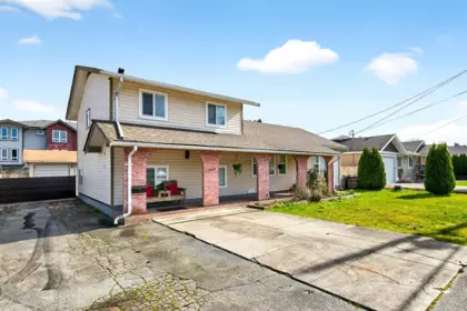 11866 Stephens Street, Maple Ridge, BC, East Central — 3 bed single family residence for sale