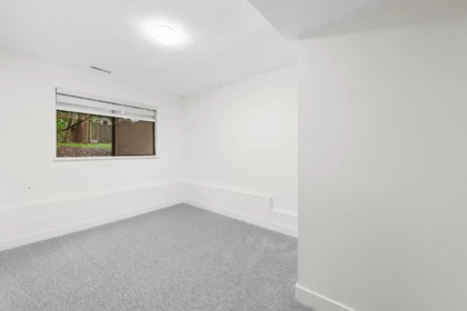 Laundry Room Photo of 1777 Caledonia Avenue, North Vancouver, BC