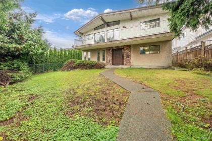 8167 10th Avenue, Burnaby, BC