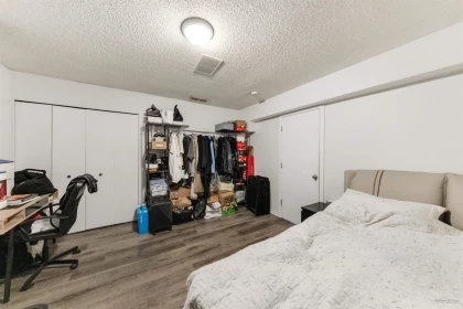 Mudroom Photo of 8167 10th Avenue, Burnaby, BC
