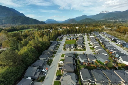 Hot Tub / Spa Photo of 39262 Falcon Crescent, Squamish, BC