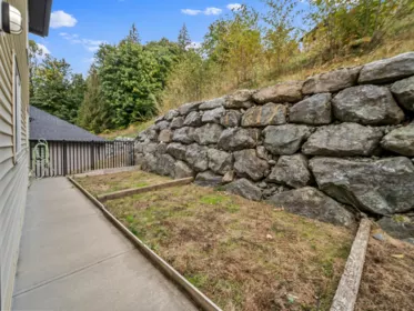 Garden / Landscaping Photo of 8204 Harvest Place, Chilliwack, BC