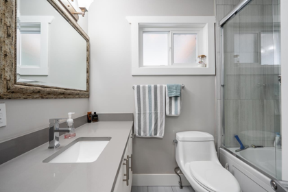 Mudroom Photo of 7523 May Street, Mission, BC