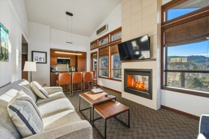 308 D 2020 London Lane, Whistler, BC, Whistler — Apartment/Condo for sale