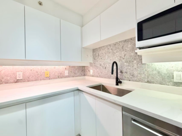 506 6119 Cooney Road, Richmond, BC, Richmond — Apartment/Condo for sale