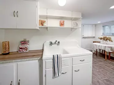 Basement Recreation Room Photo of 3766 Eton Street, Burnaby, BC
