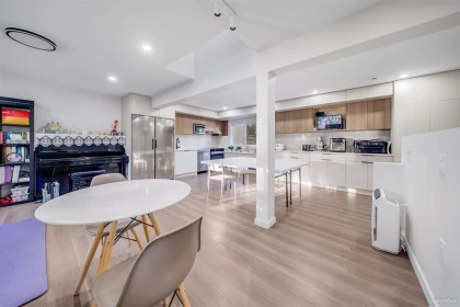 7843 Wedgewood Street, Burnaby, BC