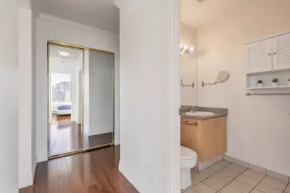 Powder Room Photo of 908 1010 Howe Street, Vancouver, BC