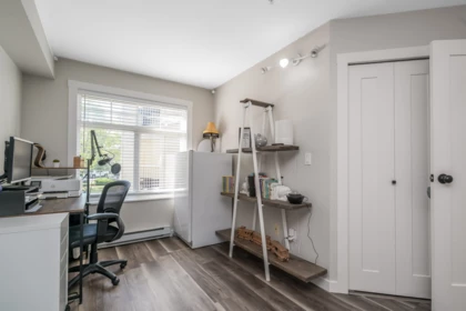 Powder Room Photo of 101 20896 57 Avenue, Langley, BC