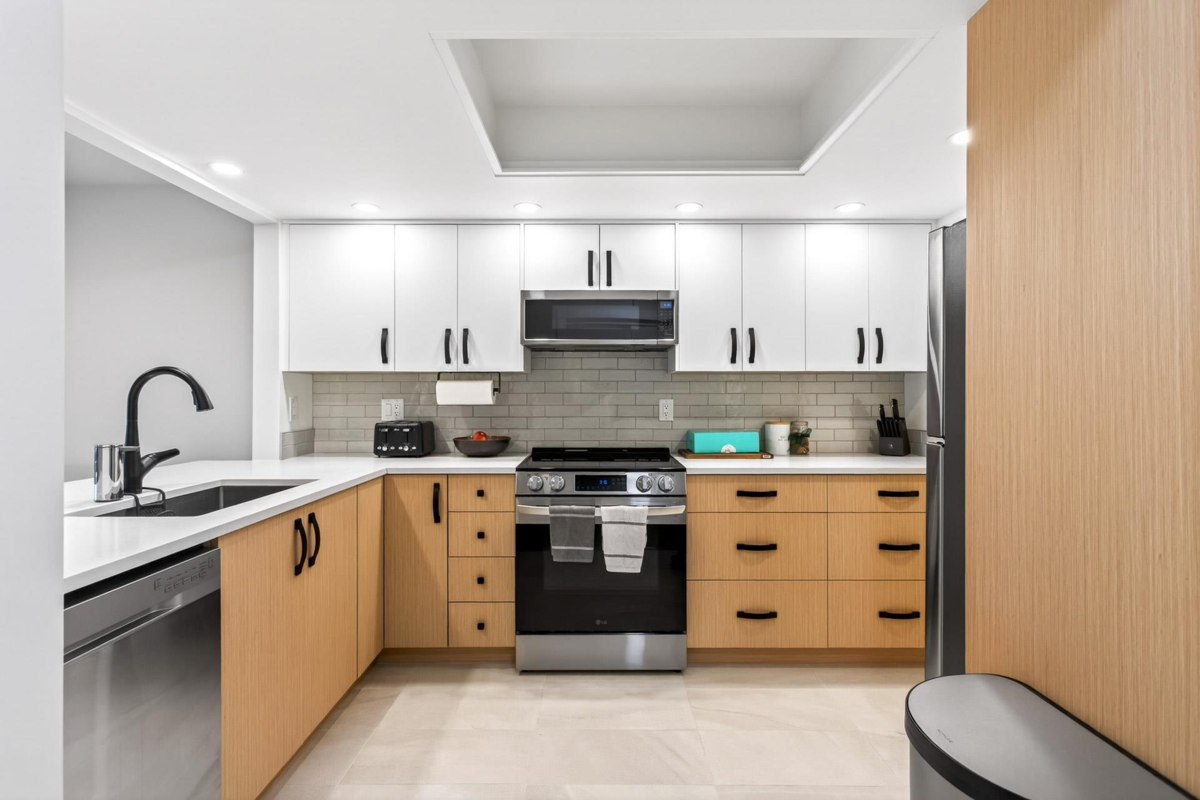 Family Room Photo of 601 1196 Pipeline Road, Coquitlam, BC