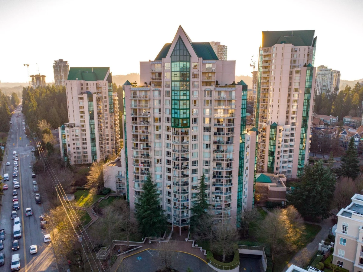 Front Yard Photo of 601 1196 Pipeline Road, Coquitlam, BC