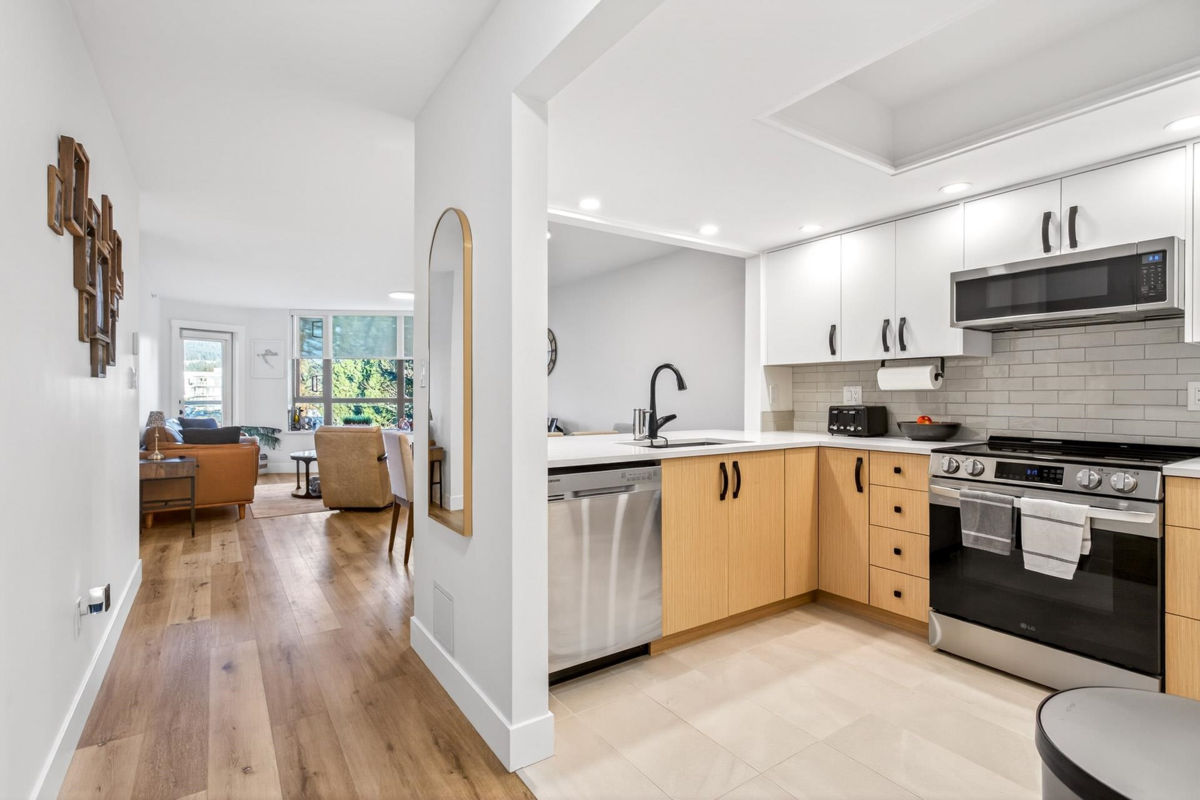 Living Room Photo of 601 1196 Pipeline Road, Coquitlam, BC