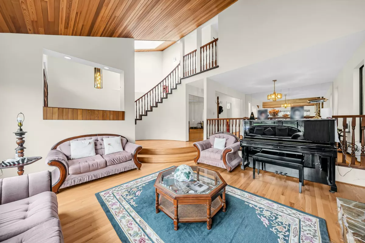 Family Room Photo of 2843 W 22nd Avenue, Vancouver, BC