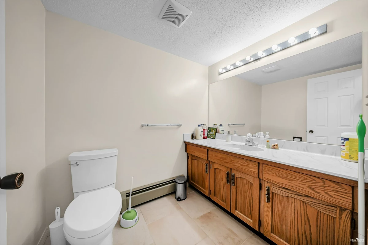 Walk-In Closet Photo of 2843 W 22nd Avenue, Vancouver, BC