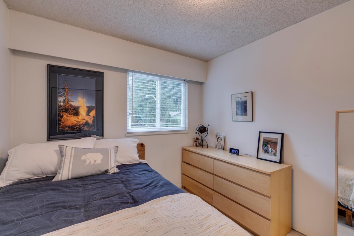 Backyard Photo of 19610 117a Avenue, Pitt Meadows, BC