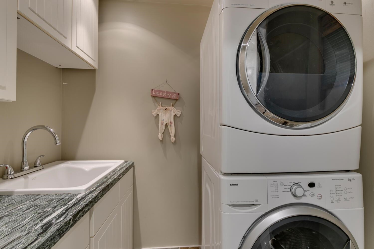 Garage Interior Photo of 19610 117a Avenue, Pitt Meadows, BC