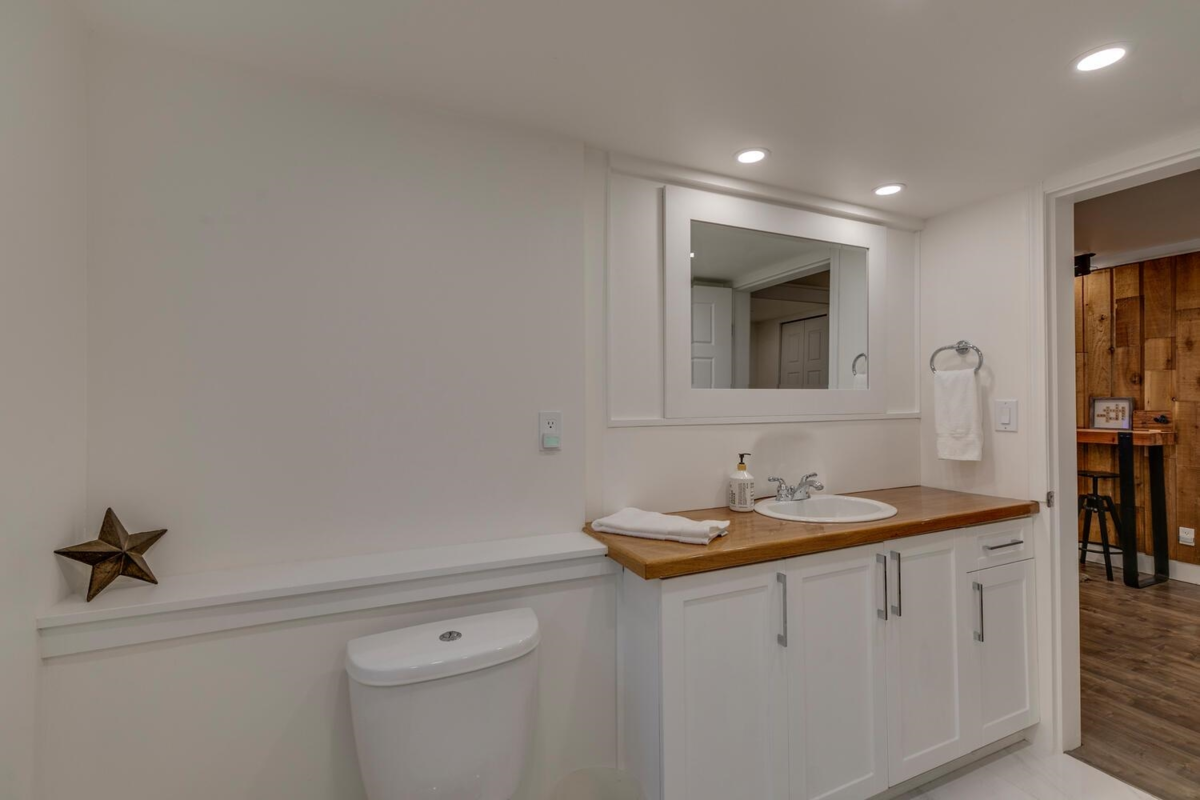 Office / Den Photo of 19610 117a Avenue, Pitt Meadows, BC