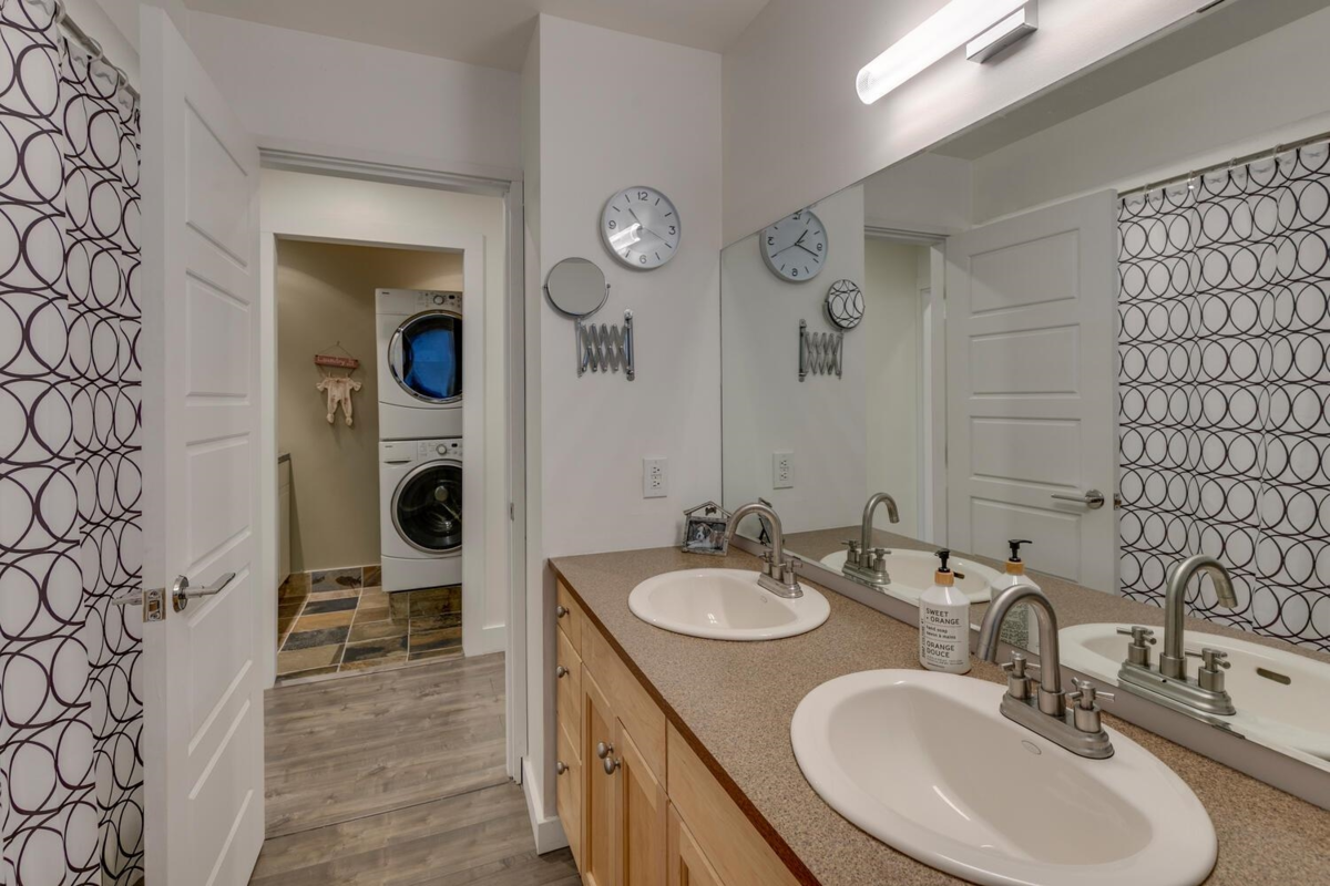 Outdoor Patio Photo of 19610 117a Avenue, Pitt Meadows, BC