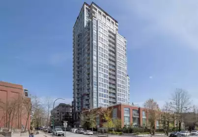 2107 550 Taylor Street, Vancouver, BC, Downtown VW — 3 bed apartment/condo for sale