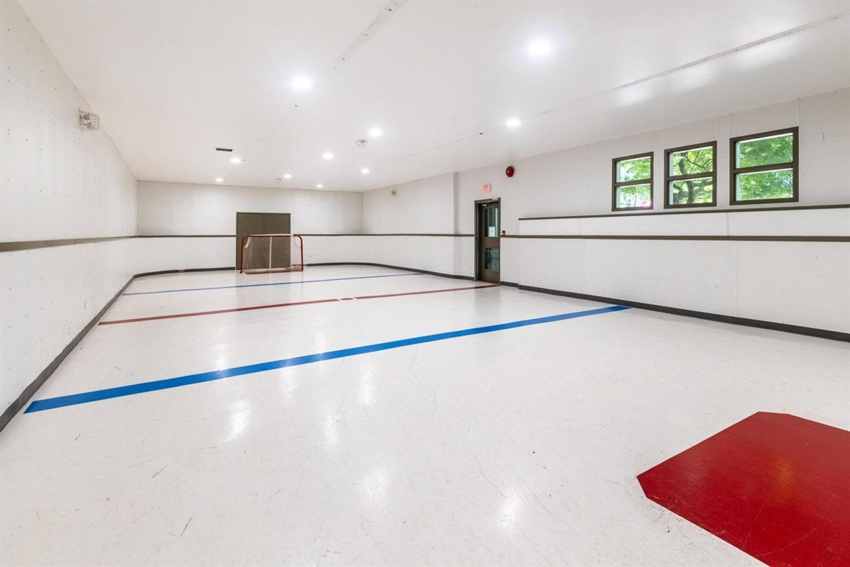 Hot Tub / Spa Photo of 85 15175 62a Avenue, Surrey, BC