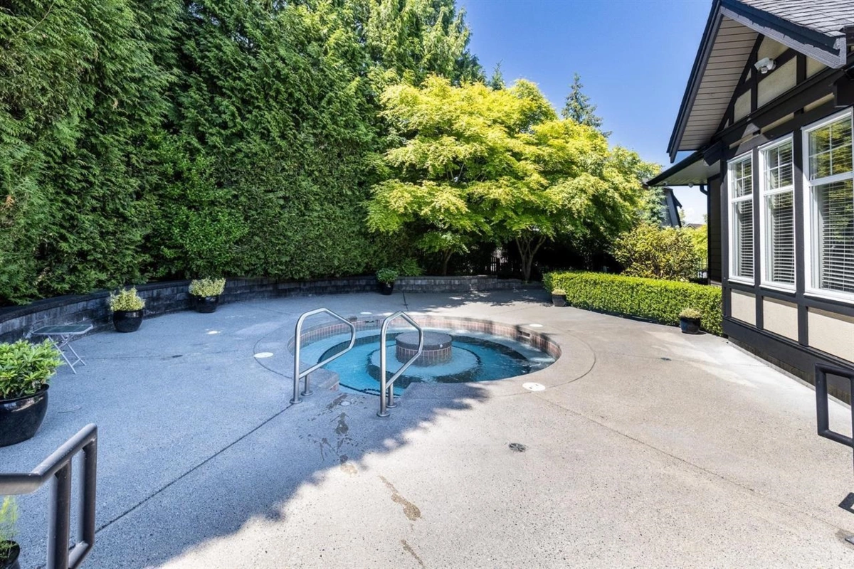 Neighborhood Park Photo Near 85 15175 62a Avenue, Surrey, BC