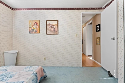 Basement Recreation Room Photo of 44 31313 Livingstone Avenue, Abbotsford, BC