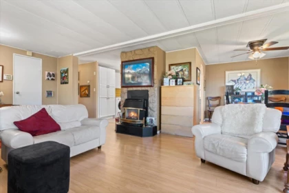 Breakfast Nook Photo of 44 31313 Livingstone Avenue, Abbotsford, BC