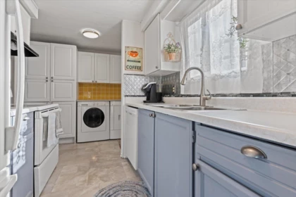 Primary Bathroom Photo of 44 31313 Livingstone Avenue, Abbotsford, BC