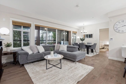 209 3535 146a Street, Surrey, BC, Surrey — Apartment/Condo for sale