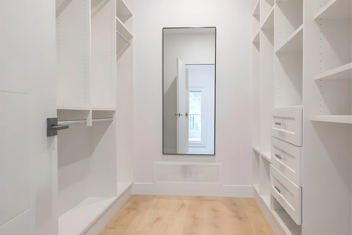 Entry Foyer Photo of 2026 Tiyata Boulevard, Pemberton, BC