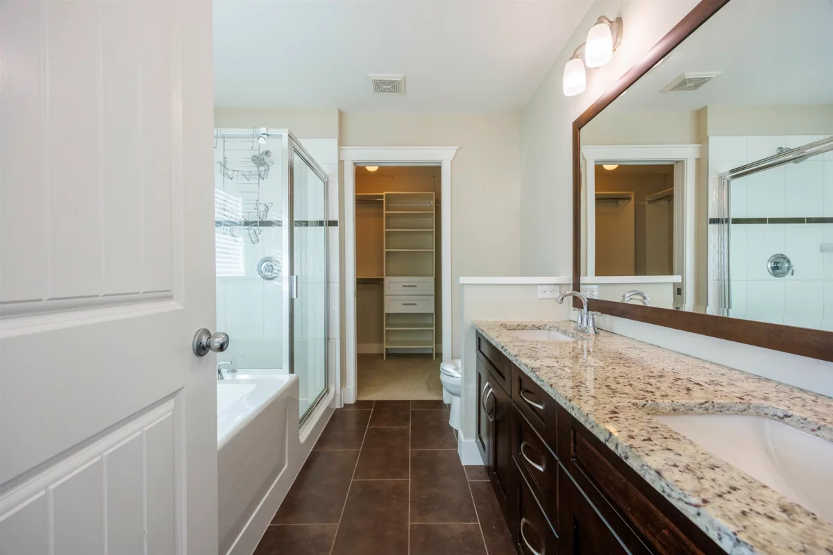 Garage Interior Photo of 3462 Stephens Court, Coquitlam, BC