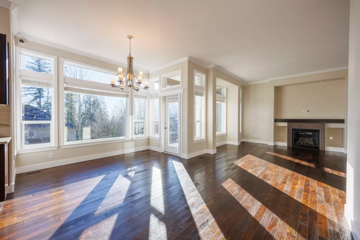 Guest Bathroom Photo of 3462 Stephens Court, Coquitlam, BC