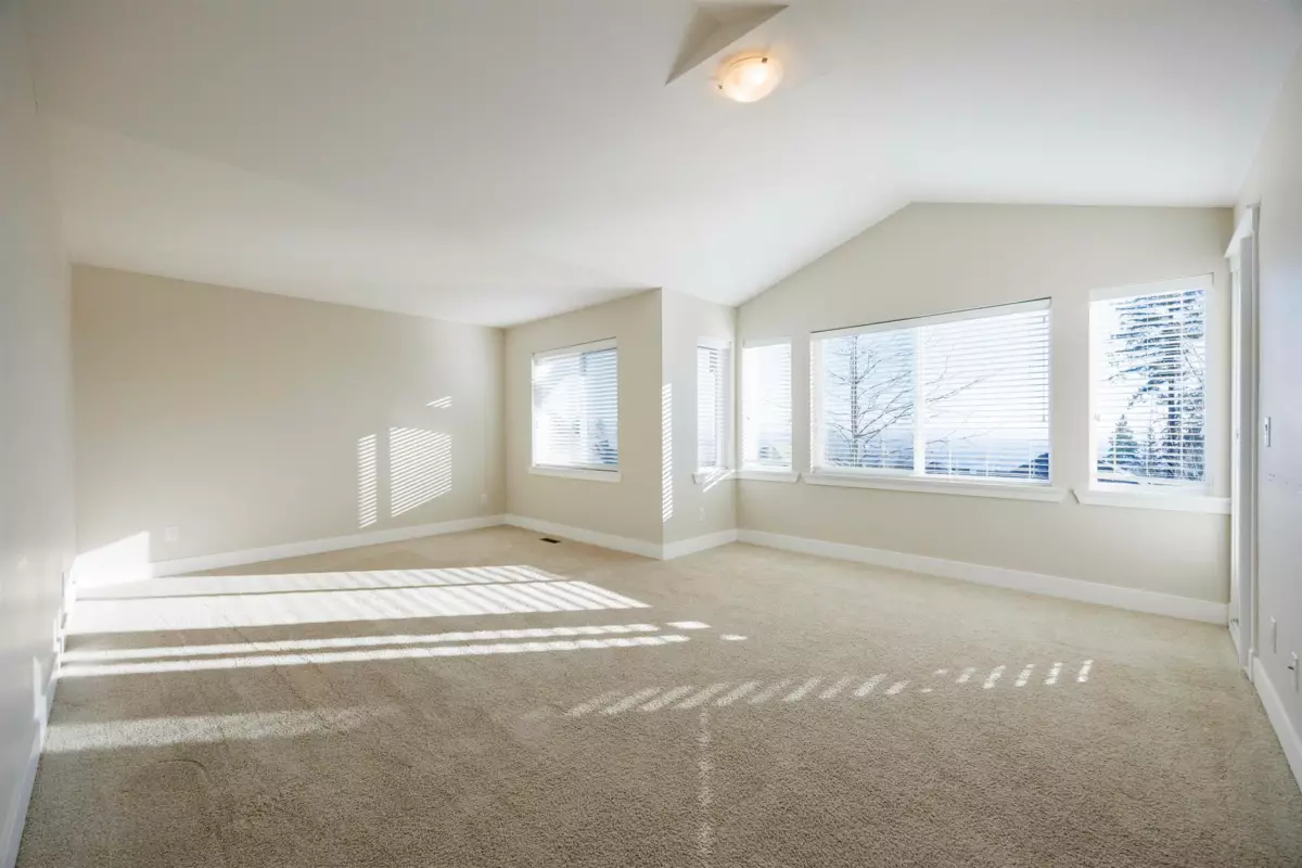 Hallway Photo of 3462 Stephens Court, Coquitlam, BC