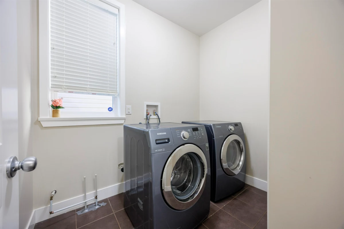 Powder Room Photo of 3462 Stephens Court, Coquitlam, BC