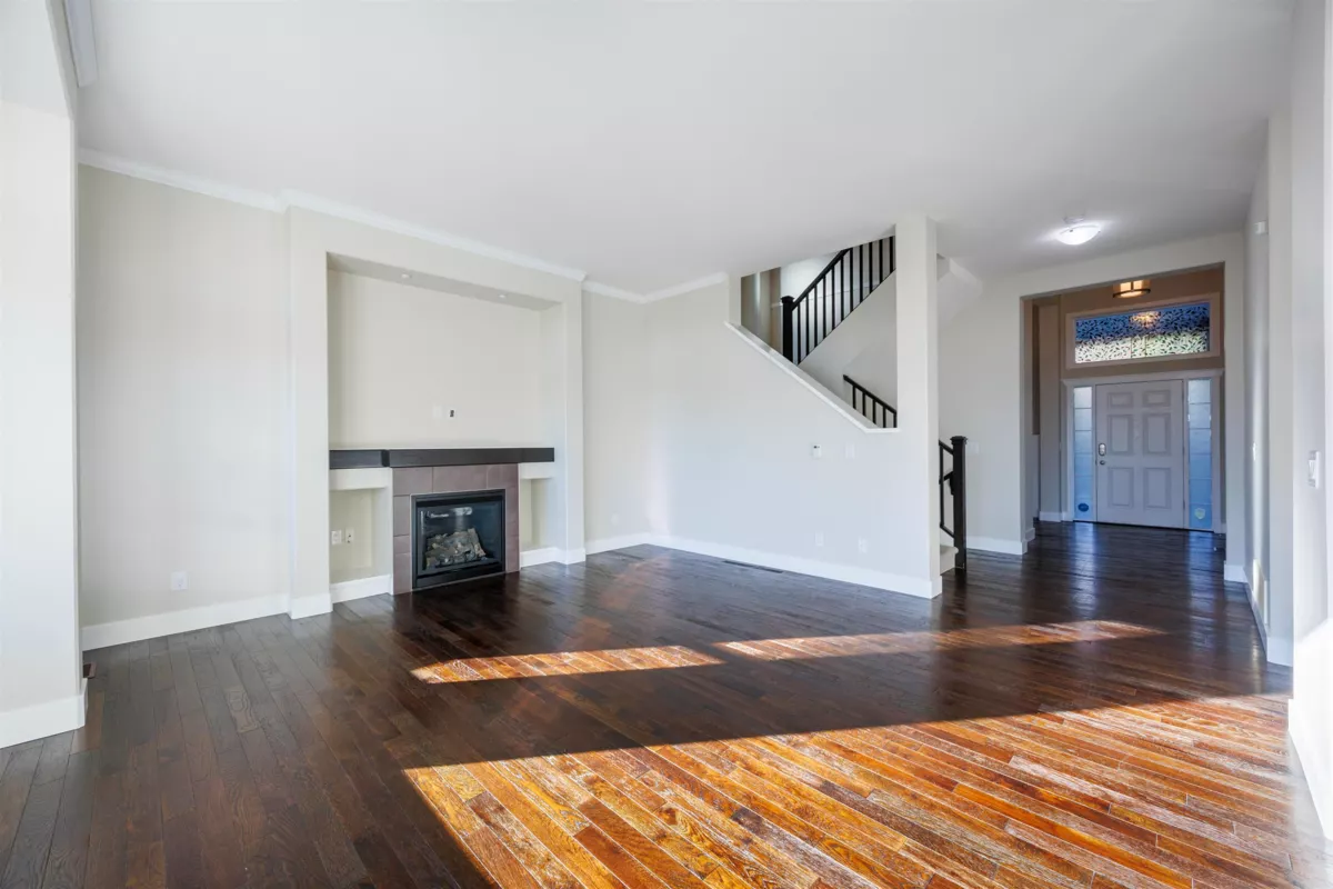 Primary Bedroom Photo of 3462 Stephens Court, Coquitlam, BC