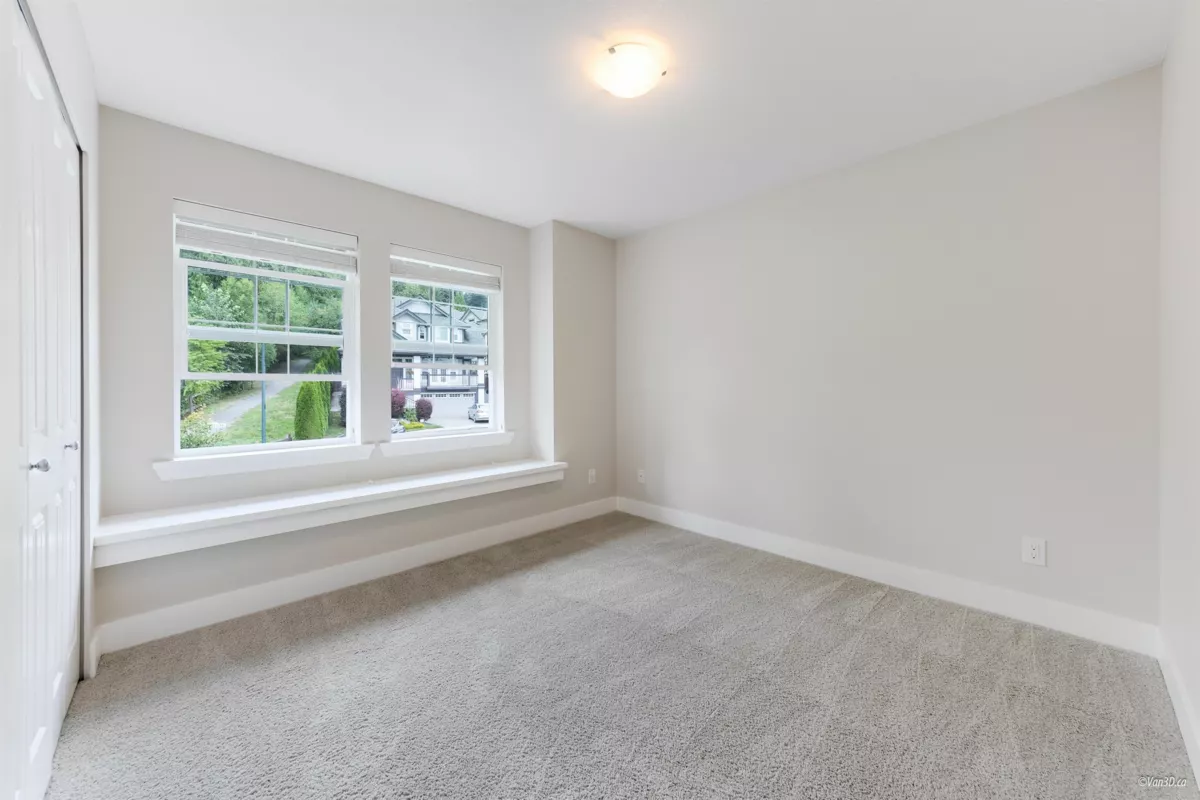 Swimming Pool Photo of 3462 Stephens Court, Coquitlam, BC