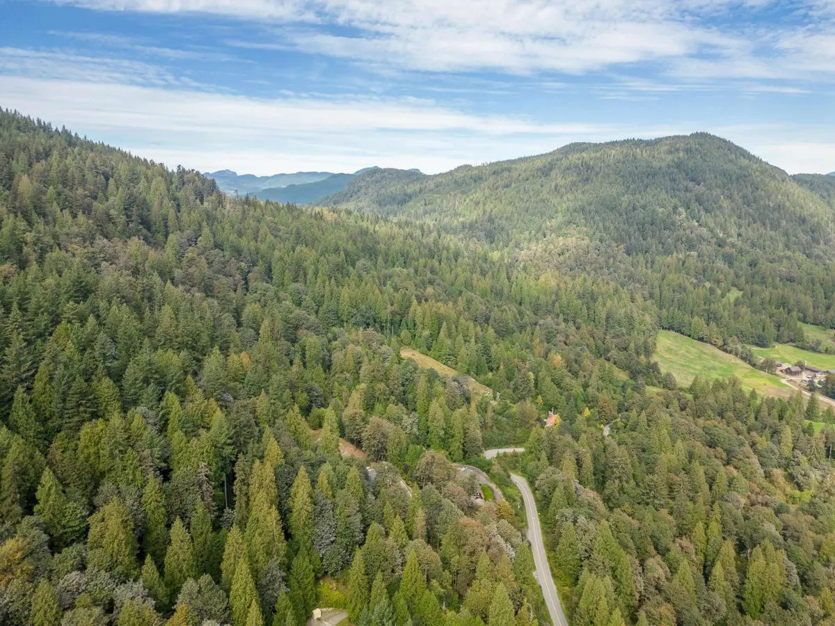 Guest Bathroom Photo of 10545 Stave Lake Road, Mission, BC