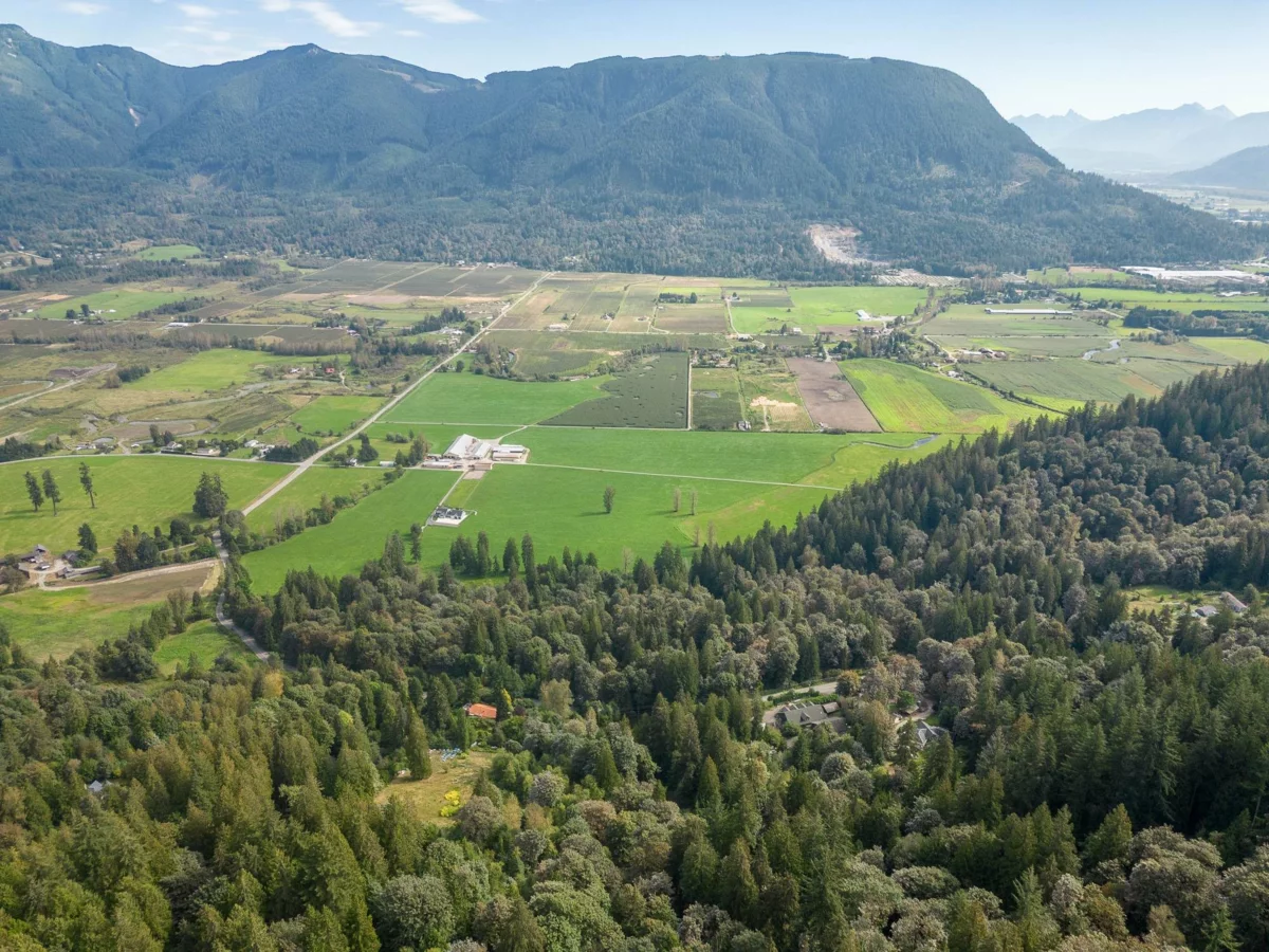 Primary Bathroom Photo of 10545 Stave Lake Road, Mission, BC