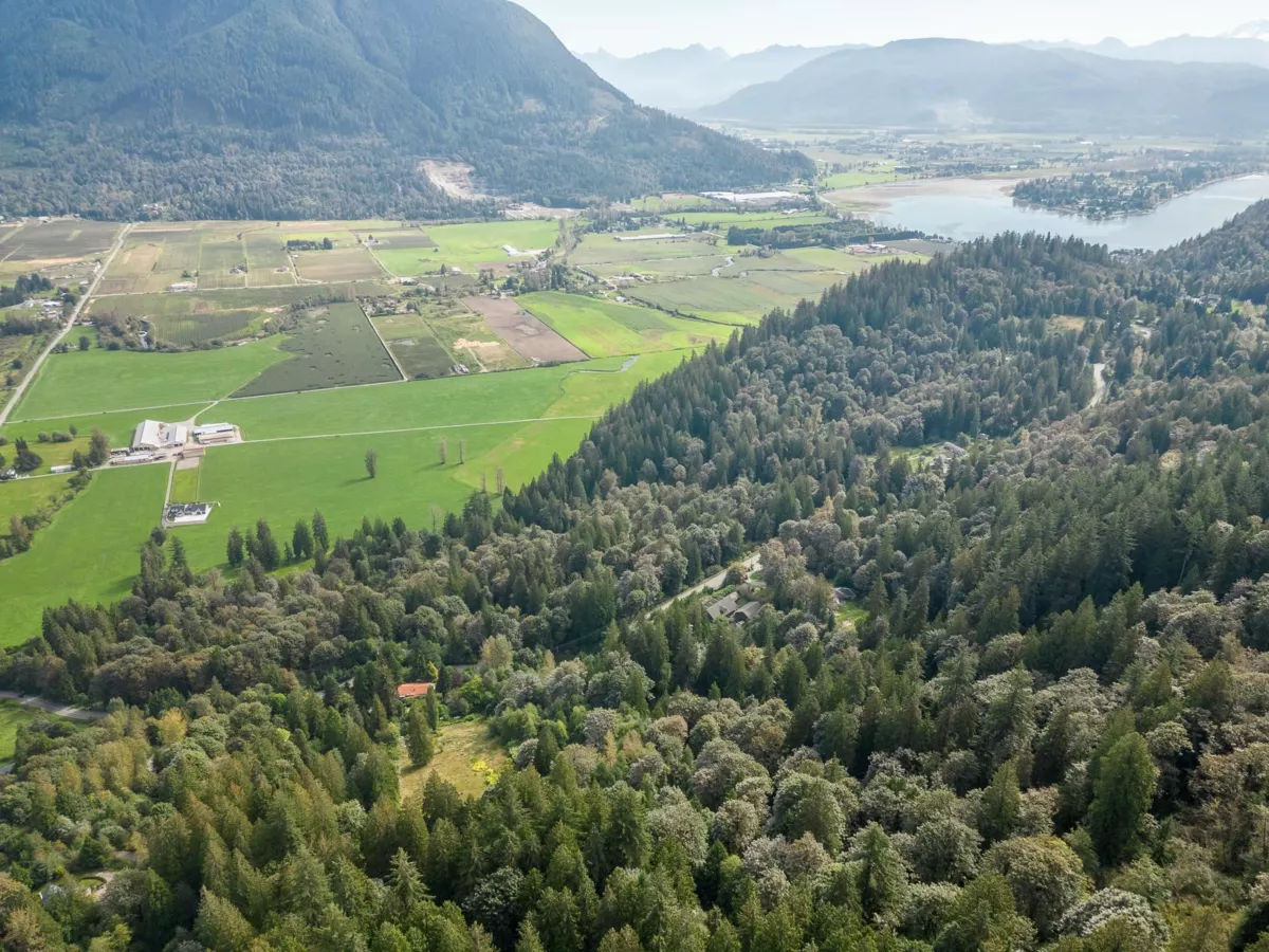 Walk-In Closet Photo of 10545 Stave Lake Road, Mission, BC