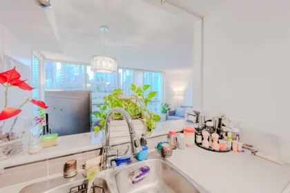 Guest Bathroom Photo of 1204 555 Jervis Street, Vancouver, BC