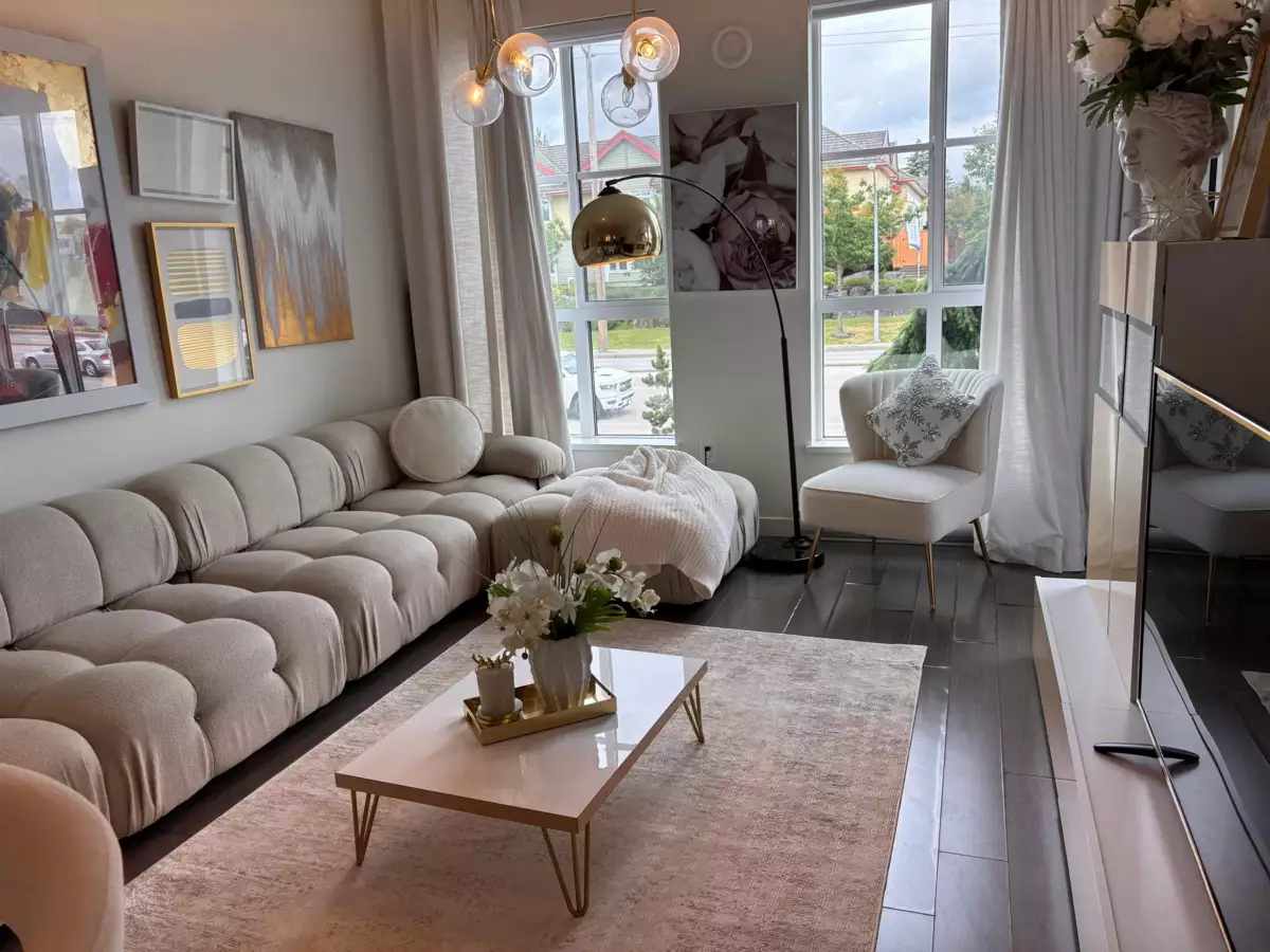 Breakfast Nook Photo of 222 15137 33 Avenue, Surrey, BC