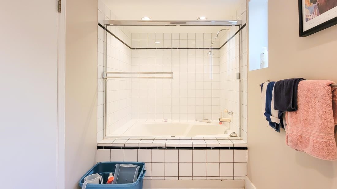 Entry Foyer Photo of 4670 Willow Creek Road, West Vancouver, BC