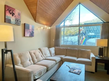 Week 13 4293 Mountain Square, Whistler, BC, Whistler — Apartment/Condo for sale